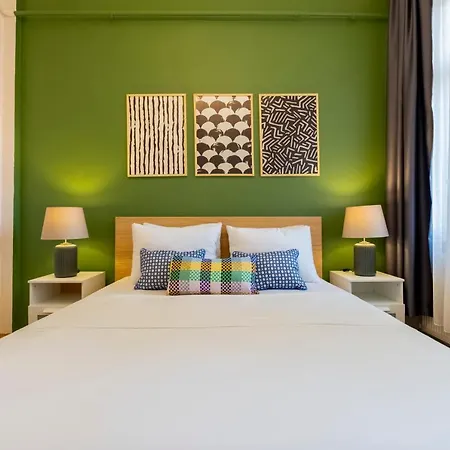 Appartamento Stylish 3-br Apartment: High Ceilings, 2 Baths